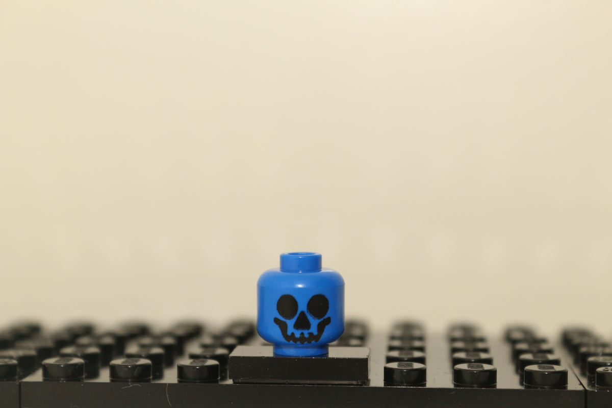 CLASSIC SKULL HEAD