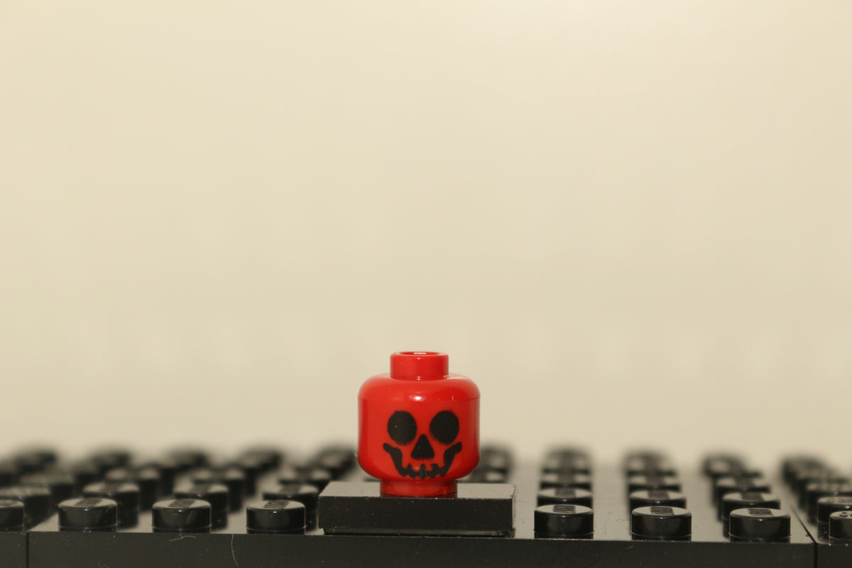 CLASSIC SKULL HEAD
