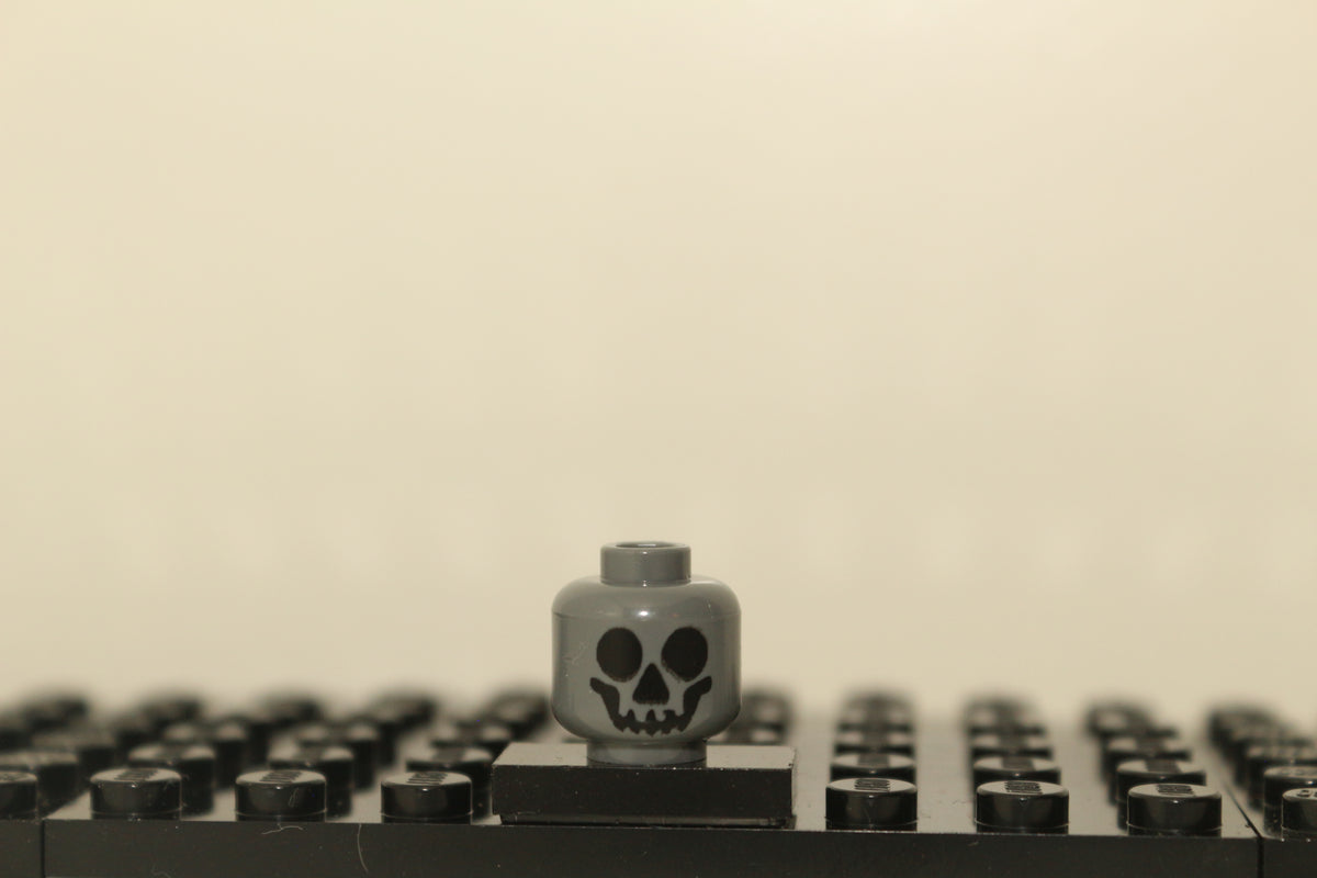 CLASSIC SKULL HEAD